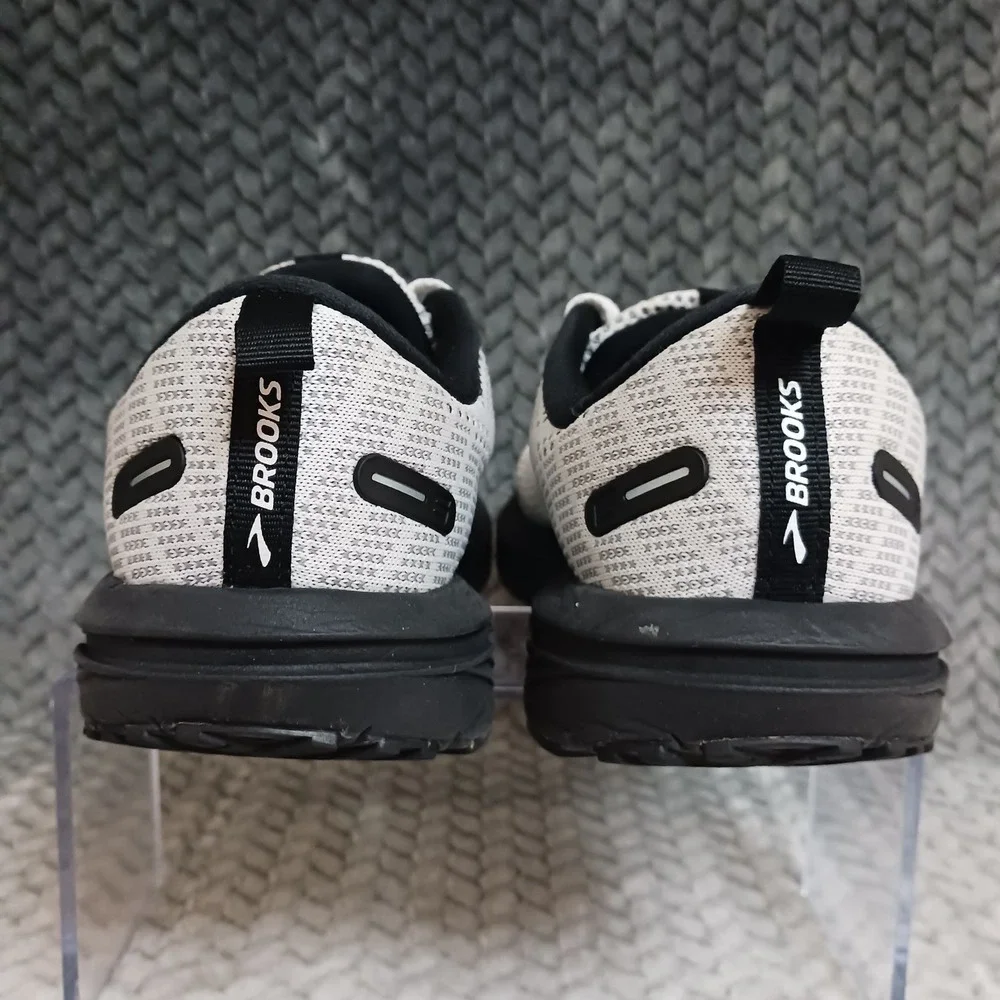 Brooks Revel 6 White Black Women's Walking Running Sneakers Shoes Size 7